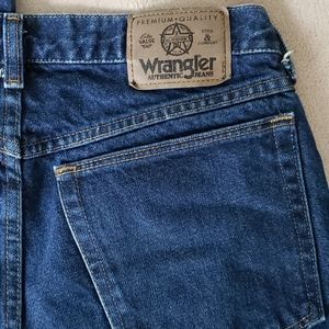 Vintage EUC Wrangler straight fit jeans